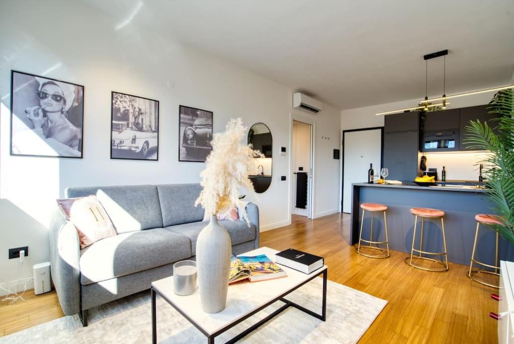 Italianflat - Canal Couture, Navigli Luxury Retreat 밀라노 외부 사진